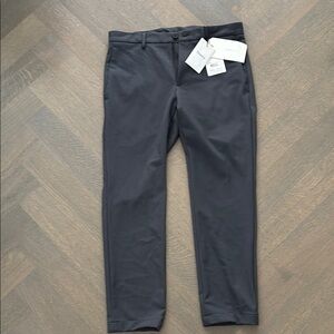 Theory Gray Chinos Modern Design